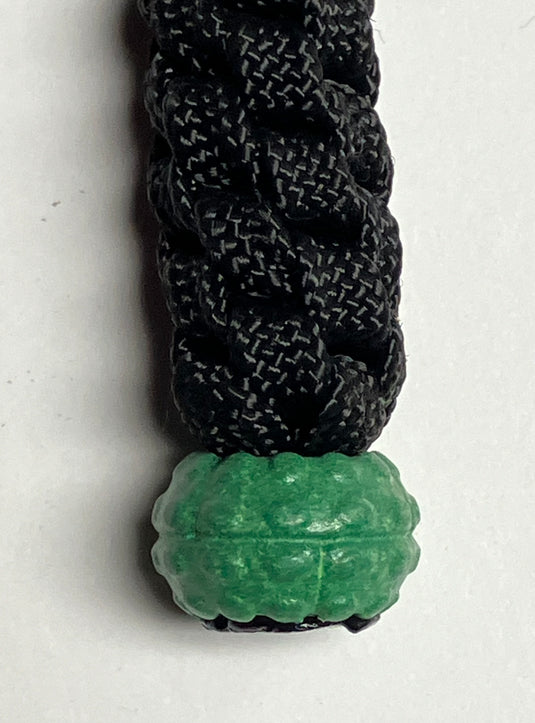 Anchor's Knot 550 Paracord Spiral Knot Lanyard with Chroma Scales Bead
