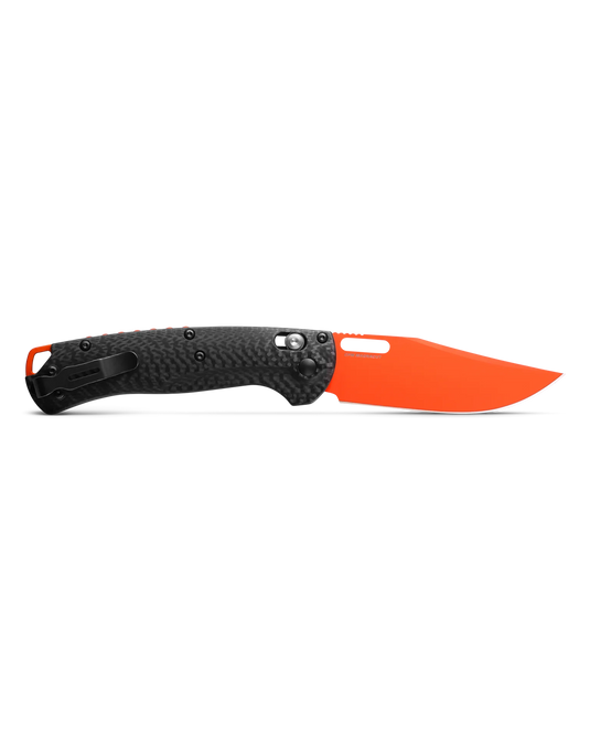 Benchmade Taggedout® AXIS Lock MagnaCut Steel Carbon Fiber (15535OR-01)