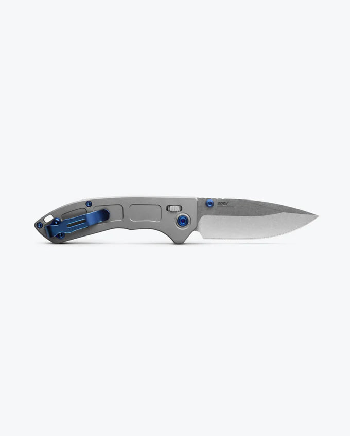 Cargue la imagen en el visor de la galería, Benchmade Mini Narrows™ AXIS® Lock Gray Titanium (743)
