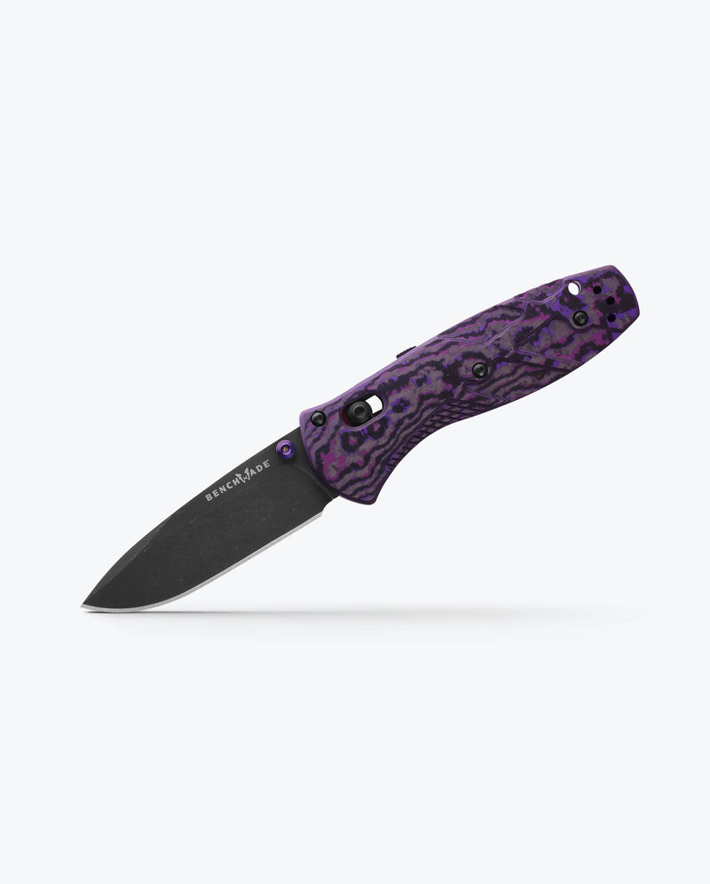 Cargue la imagen en el visor de la galería, Benchmade Mini Barrage® Gold Class AXIS® Assist FatCarbon® Purple Haze (585BK-251) - COMING SOON!!
