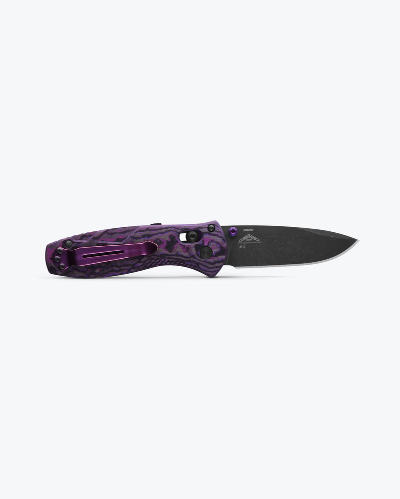 Cargue la imagen en el visor de la galería, Benchmade Mini Barrage® Gold Class AXIS® Assist FatCarbon® Purple Haze (585BK-251) - COMING SOON!!
