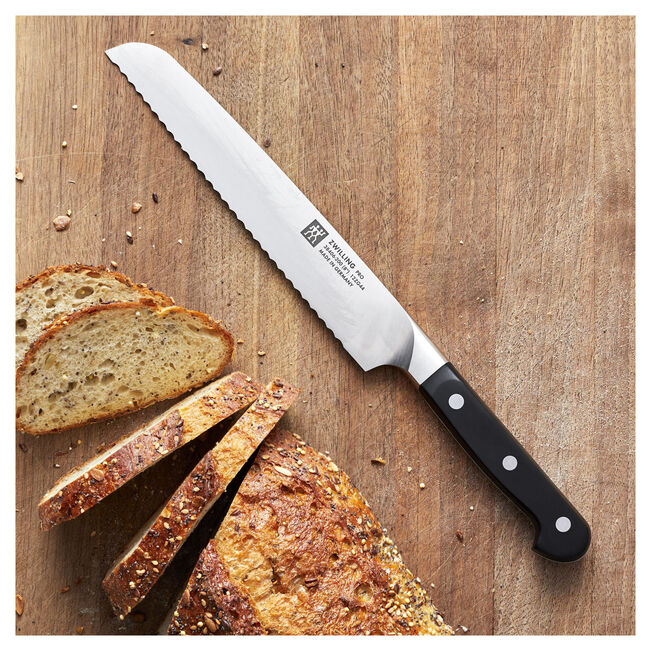 Cargue la imagen en el visor de la galería, Zwilling Pro 8&quot; Bread Knife (38406-203)
