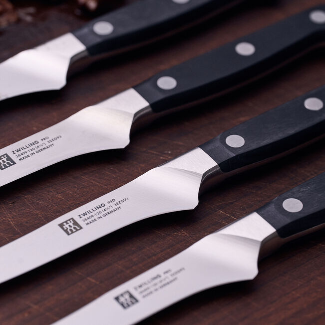 Cargue la imagen en el visor de la galería, Zwilling Pro 4-Piece Steak Knife Set (38430-002) - COMING SOON!!
