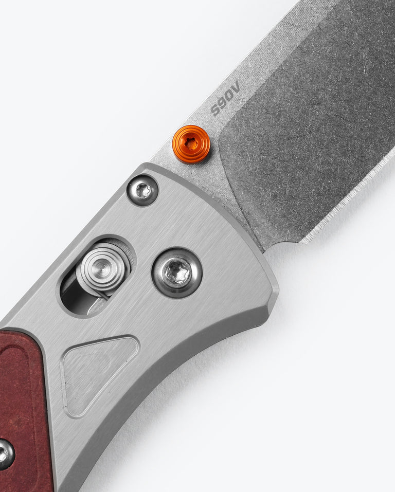 Load image into Gallery viewer, Benchmade Bugout® AXIS® Lock Ash Gray Aluminum w/ Redstone Richlite Onlay (535-09) - COMING IN MARCH!!
