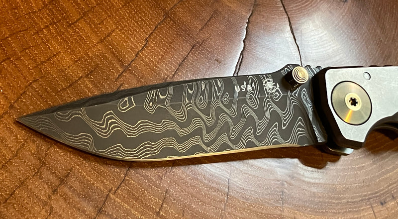 Cargue la imagen en el visor de la galería, Spartan Blades Elite Harsey Folder Custom, Chad Nichols Damascus, Bronze Ano Hardware (SF5-CNBZHW)
