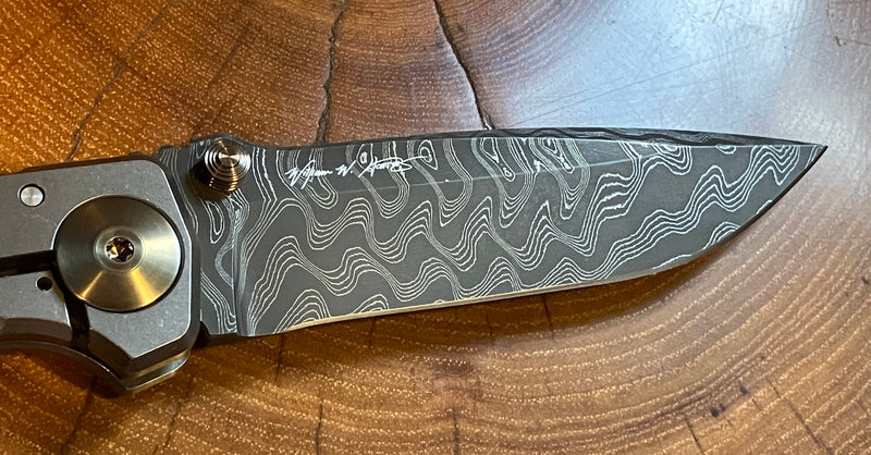 Cargue la imagen en el visor de la galería, Spartan Blades Elite Harsey Folder Custom, Chad Nichols Damascus, Bronze Ano Hardware (SF5-CNBZHW)
