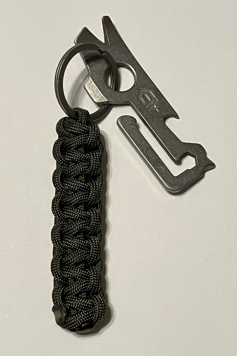 Cargue la imagen en el visor de la galería, Anchor&#39;s Knot Paracord Lanyard with Stonewashed Gerber Mullet Tool
