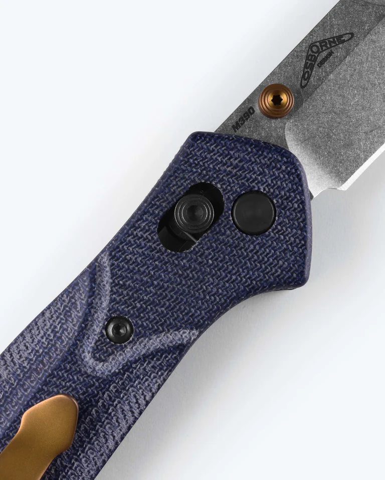 Load image into Gallery viewer, Benchmade Osborne AXIS® Lock Reverse Tanto Blue Denim Micarta (940-04)
