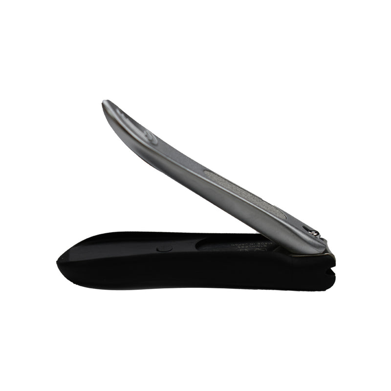 Load image into Gallery viewer, KAI 3 5/8" Nail Clippers, Curved (KE-0105) - COMING SOON!
