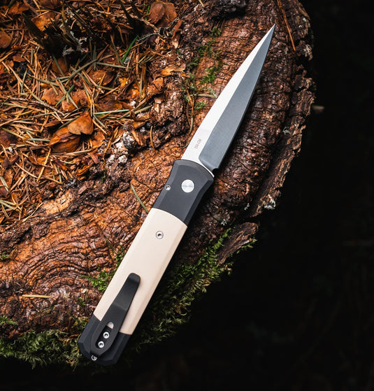 Pro-Tech Godfather™, Tuxedo, 154CM (951)