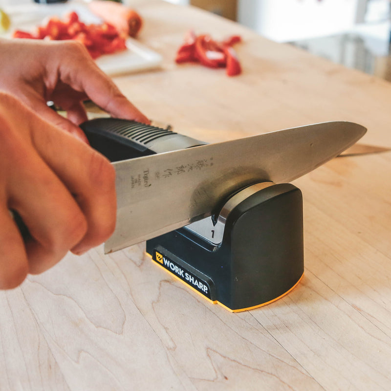 Cargue la imagen en el visor de la galería, Work Sharp® Kitchen Series Pull Through Knife Sharpener (WSKTNPTS)
